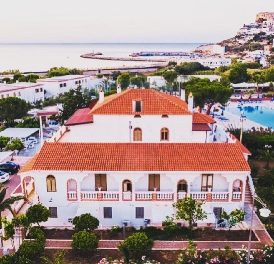 بيسْكيتْشّي B&B Villa D'Amato المظهر الخارجي الصورة